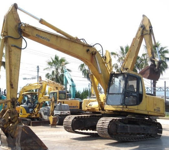 PC200-6  #80614